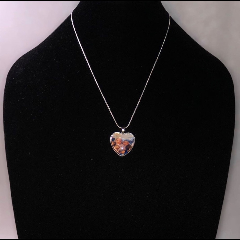 Heart picture necklaces